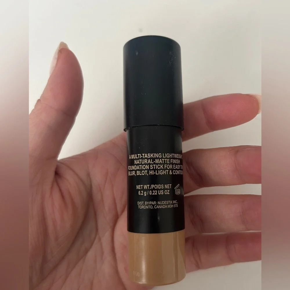 NEW Nudestix Tinted Blur Foundation Stick in Nude 3 Light